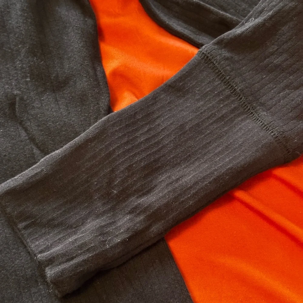Free people Intimately Black‎ mock turtle neck size s stretches snatched